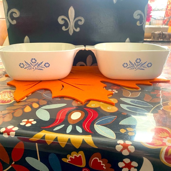 2 Vintage Corningware BLUE CORNFLOWER pots - Picture 8 of 11